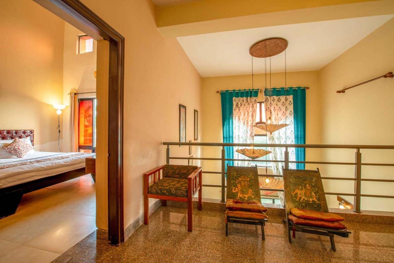 Taruchaya By Stayvista: Enchanting Retreat with Gazebo and Lush Lawn Raichak Exterior photo